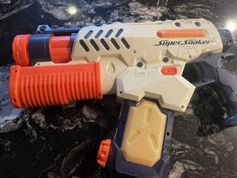 Super Soaker Tornado Strike