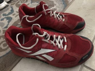 Size 9.5 Reebok nanos