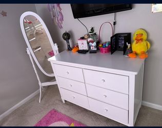 Dresser/floor mirror, 6 cube organizer & accessories