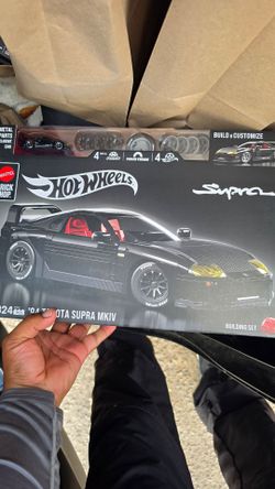 Hot Wheels '94 Toyota Supra MKIV Building Set