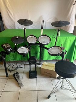 ROLAND TD-11 V-DRUMS KIT (electric)