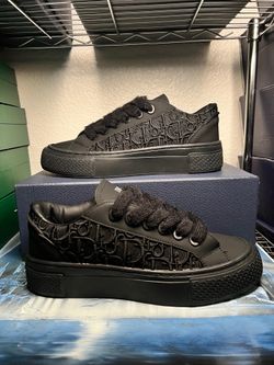Dior b33 black