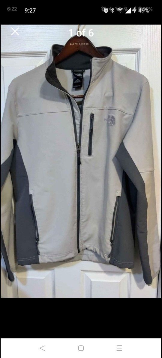 Men's Small North Face Jacket 