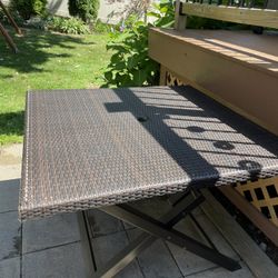 Wicker Table