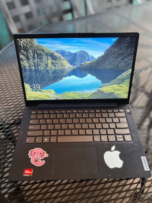 Lenovo Laptop