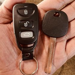 [$100 Any Day in Upland] 2005-20 Kia Hyundai Remote & Key Set Copy (Sonata, Tucson, Santa Fe, Optima, Sorento Soul, Borrego, Veloster, Elantra & more)