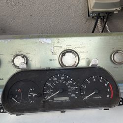 Toyota Camry Cluster