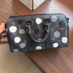 Louis Vuitton 25” Handbag