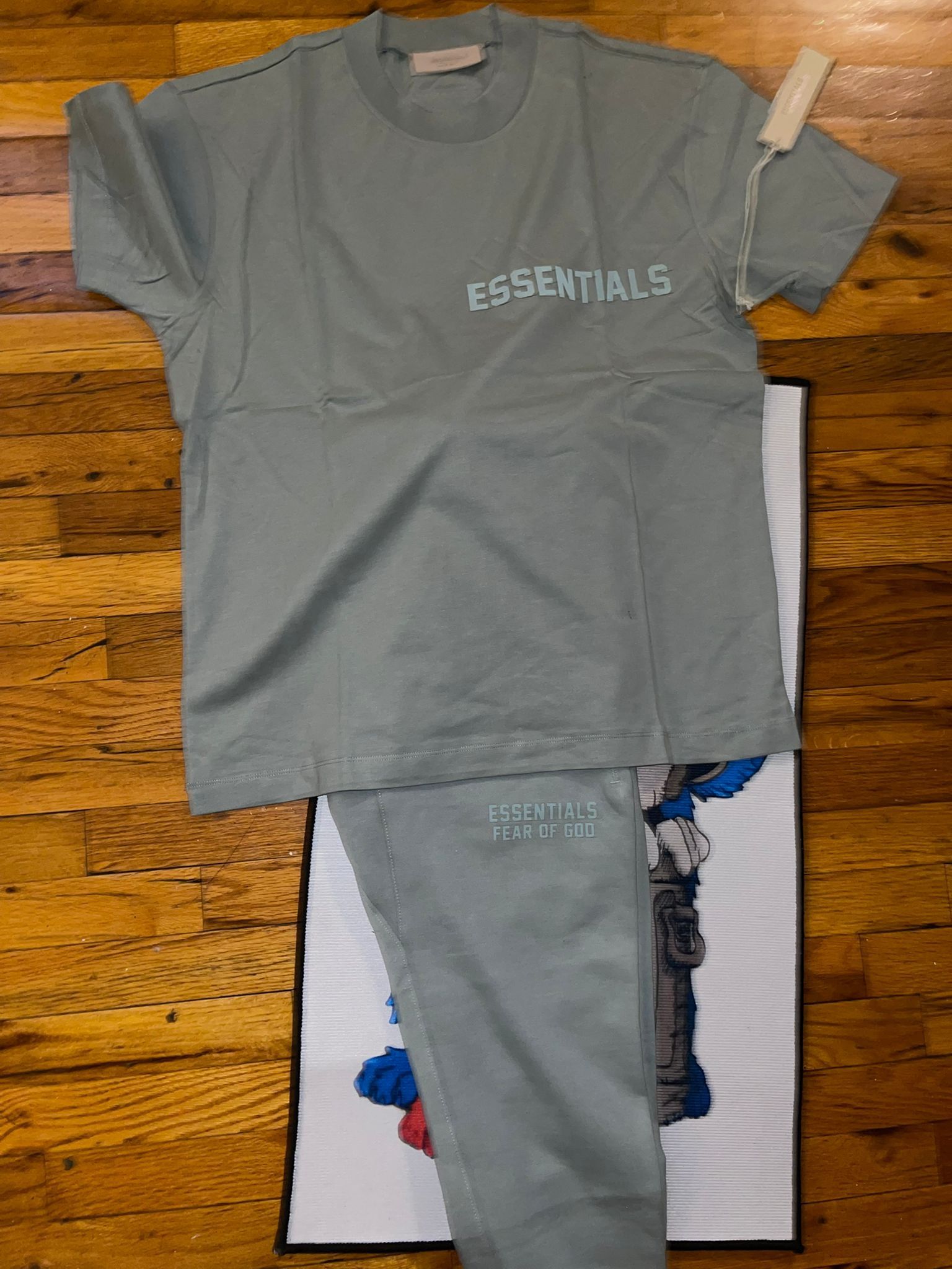 Essential Tee Shirt
