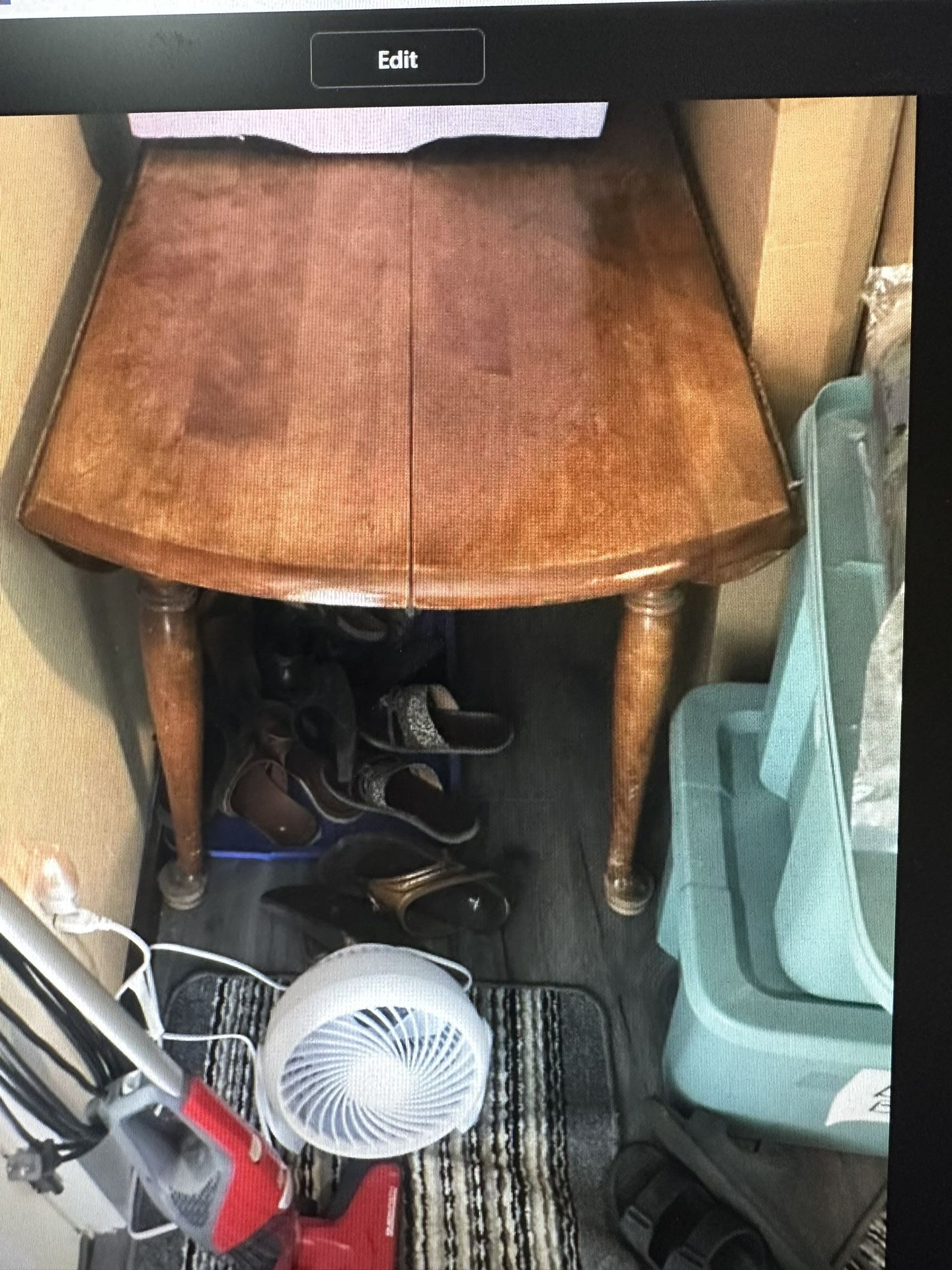 Antique Dinner Table With Extension Leafs 4 Chairs $350.00