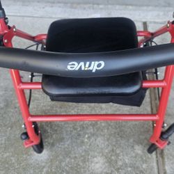 DRive WALKER-LIKE NEW