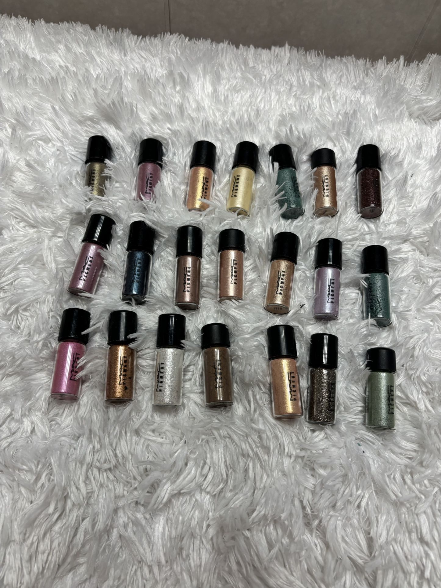 MAC Pigments