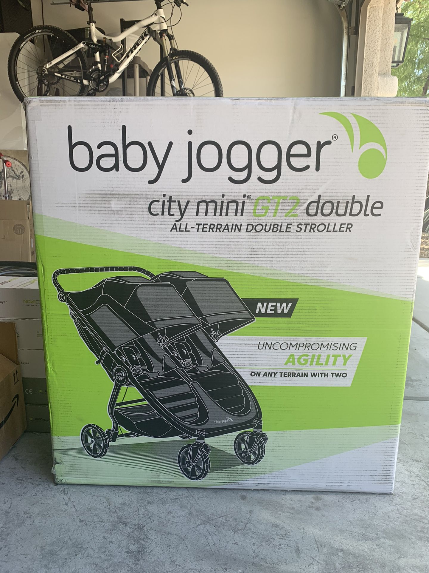 New in box baby jogger city mini GT2 double stroller