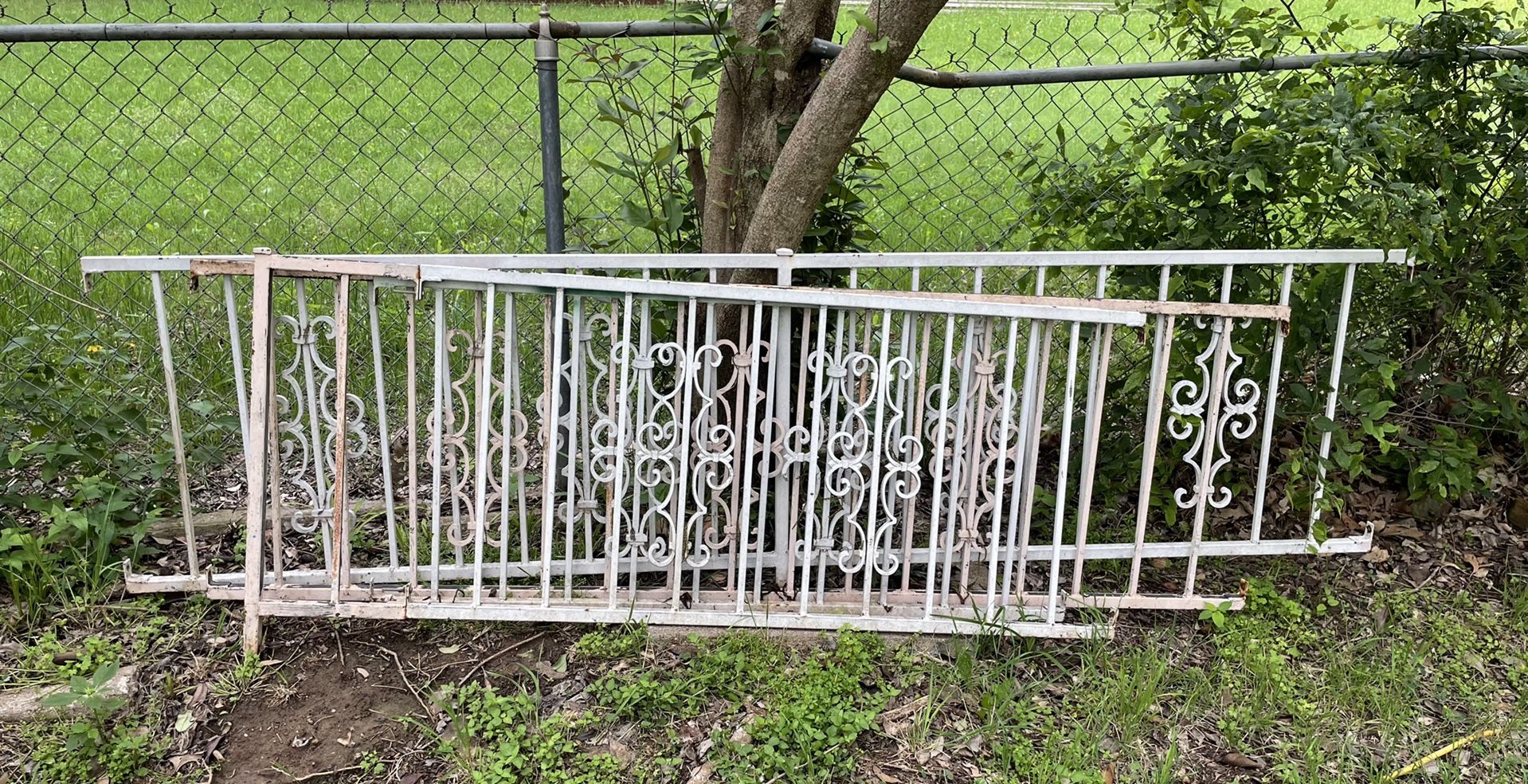 Now Pending Pick Up ~Vintage/MCM Outdoor Wrought Iron Porch Railing, Balustrade, Picket Sections