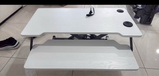 32 inch rising desk