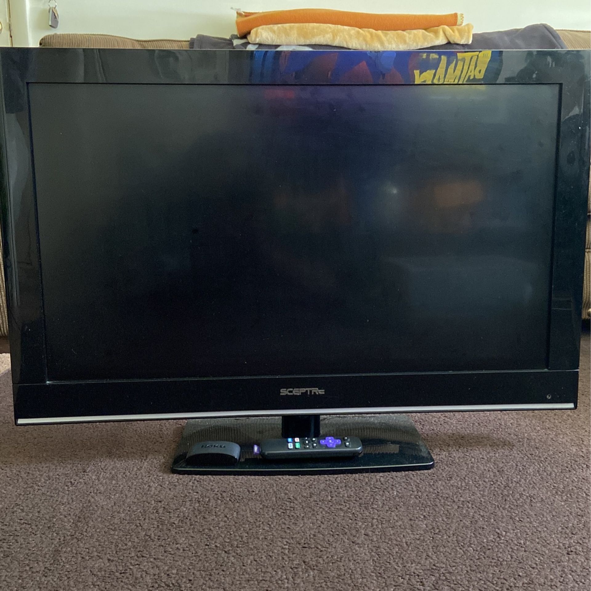 32” Scepter TV w/ Roku Stick