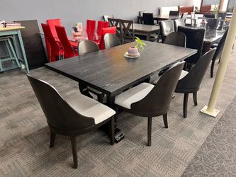 Elegant Table 6 chairs