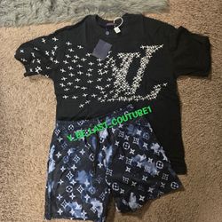 LOUISV SHORTS AND SHIRT