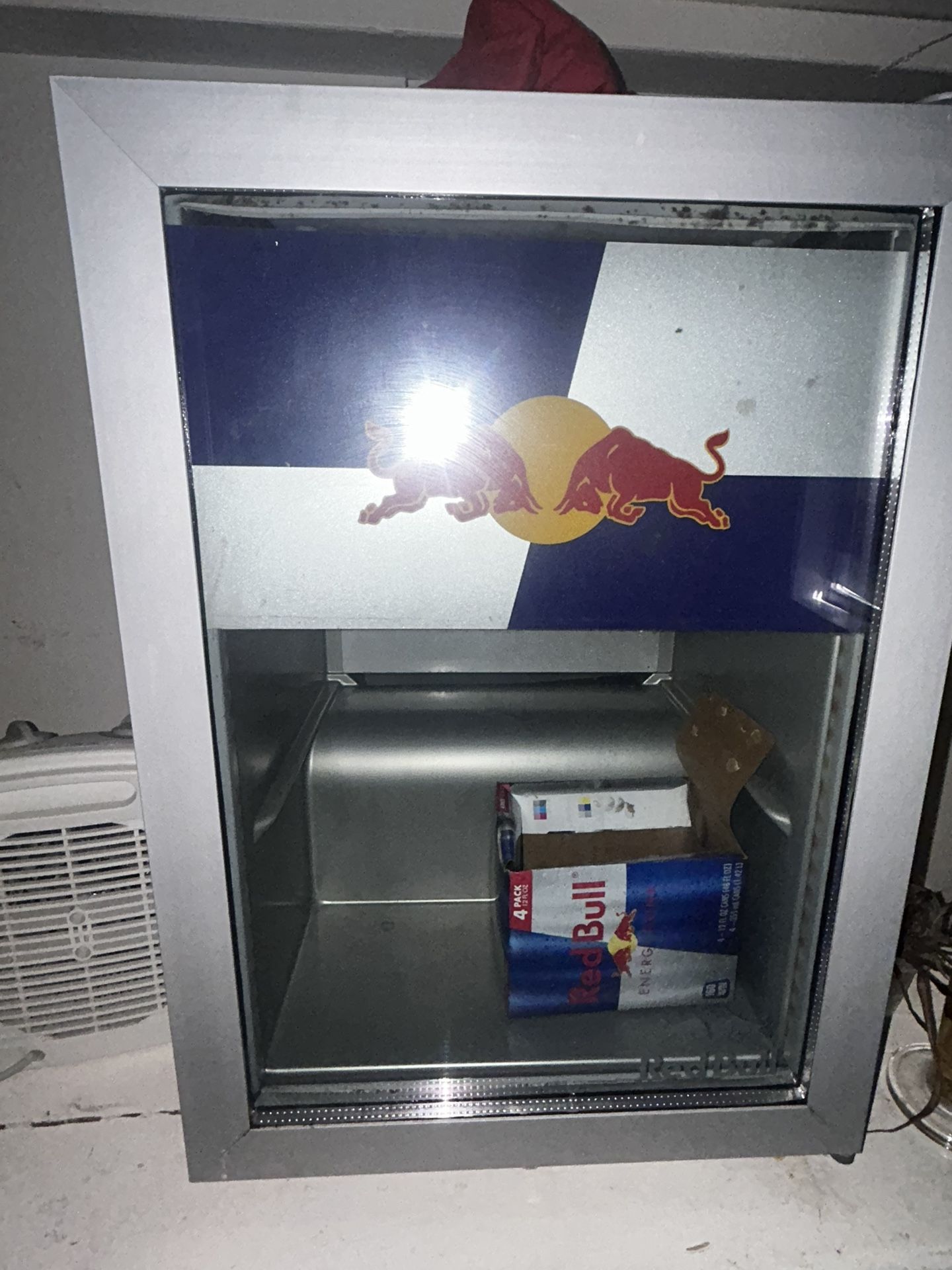 Rare Red Bull Mini Fridge – Collector’s Edition! 🚨