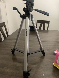 Maxell Tripod