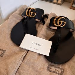 Gucci Leather Double G Thong Sandals 