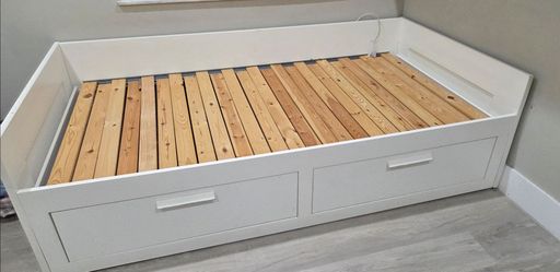 Cama twin/king con colchónes