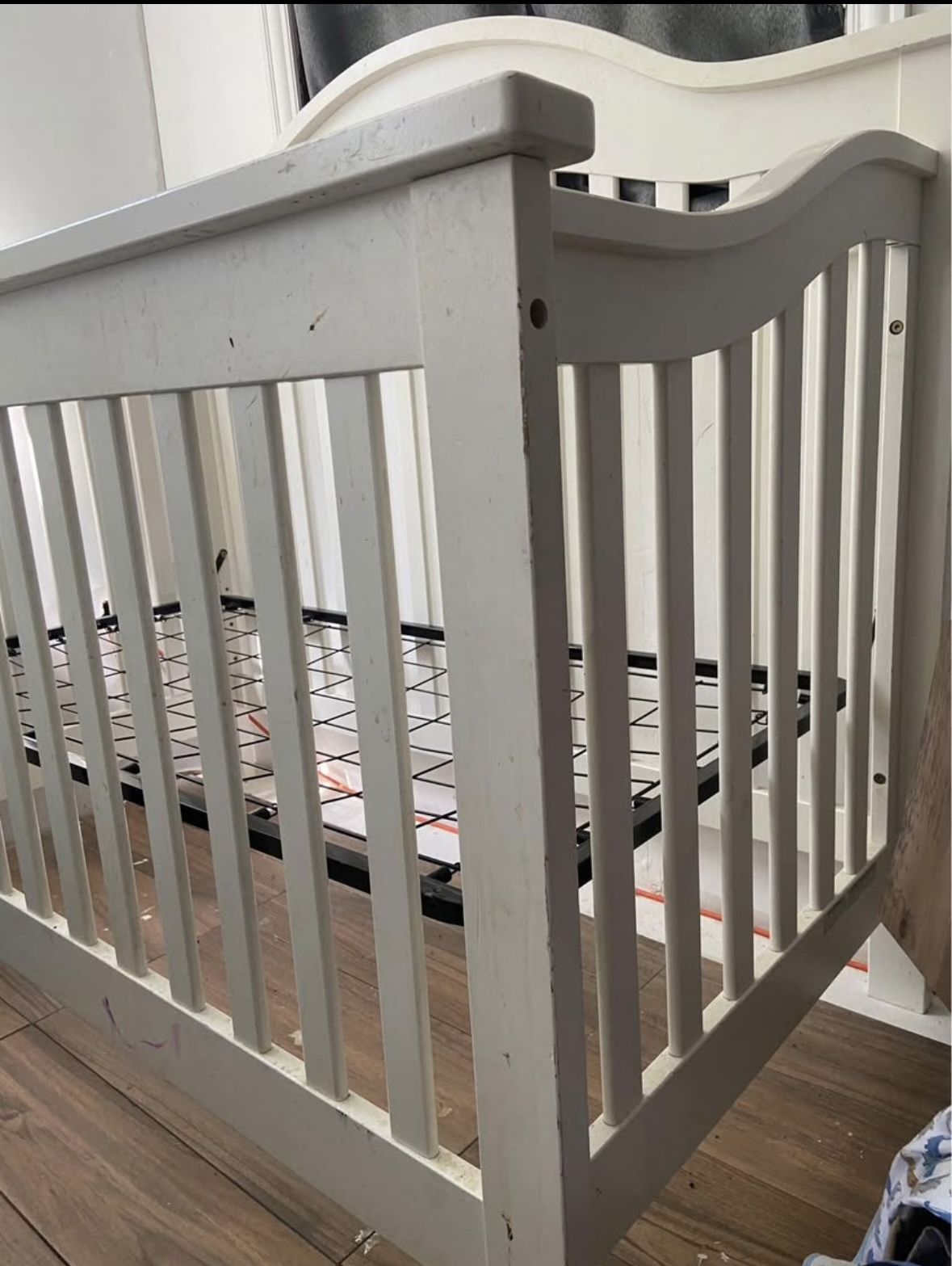 6-in-1 Convertible Crib