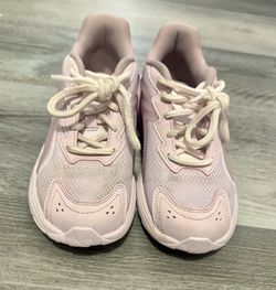 Girl’s Puma shoe - Size 3.5