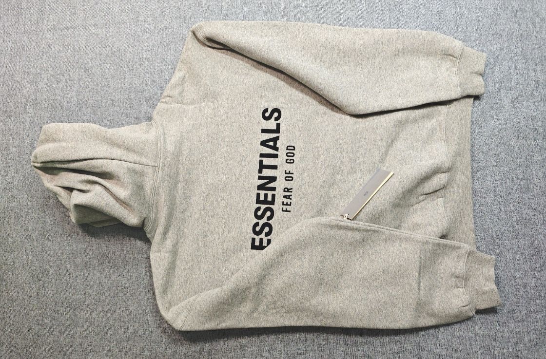 Essentials Hoodie – Oatmeal Color, Great Condition