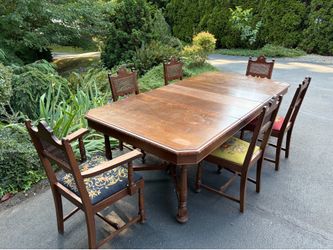 Vintage dining room set with 6 chairs
