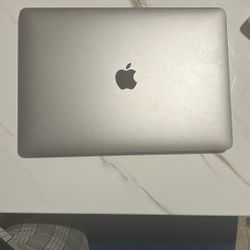 Mac Book Air 13” 