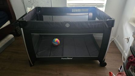 Baby bassinet and pack and play All in one