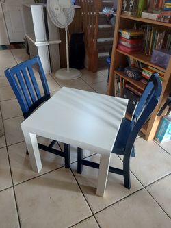 Good Condition Wood Kid Table And Chair