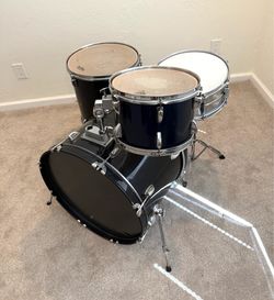 TAMA  4piece drum set 22 12 16 14 chrome steel snare and stand $135 cash 2401 n Euclid ave Upland 91784