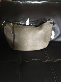 Brown shoulder handbag