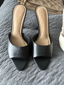 Black Heels Size 7