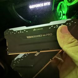 Vengeance RGB Pro~ DDR4 16 Gb