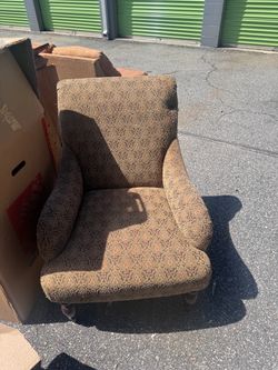 Vintage Paisley Upholstered Accent Chair – Traditional Armchair