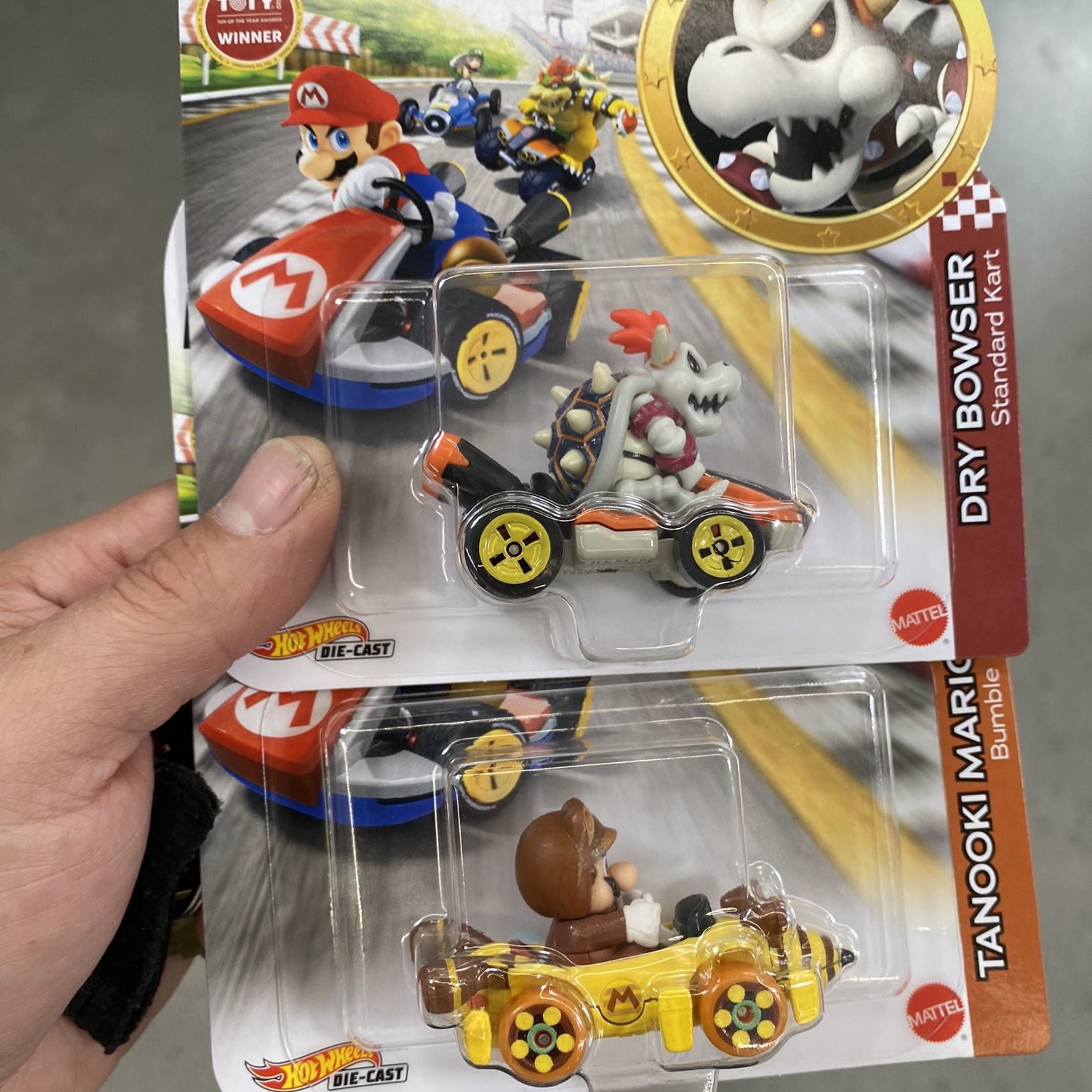 Hot Wheels Mario Kart Bowser in Standard Kart