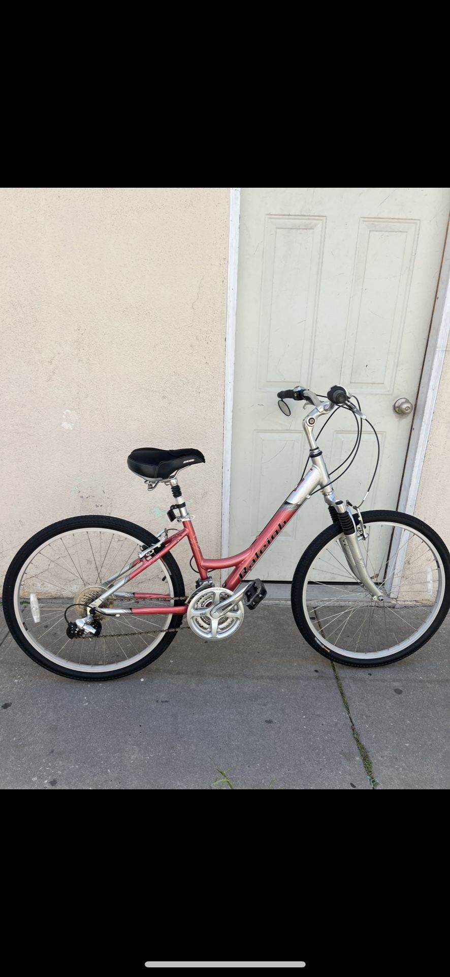 BIKE RALEIGH SIZE 26 LIGHTWEIGHT