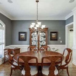 Stunning Thomasville Dining Table , 6 Chairs And China Cabinet-like New