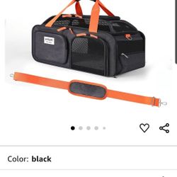 Brand new TSA approved dog/Cat Carrier. Ver nice Carrier, heavy duty.