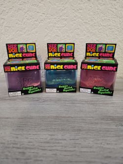 NeeDoh Nice Cube