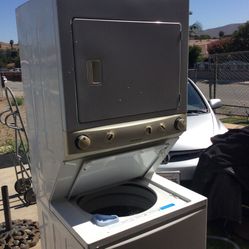 Washer Dryer Combo Slightly Used One Lil Dent On Bottom 250$ Obo 