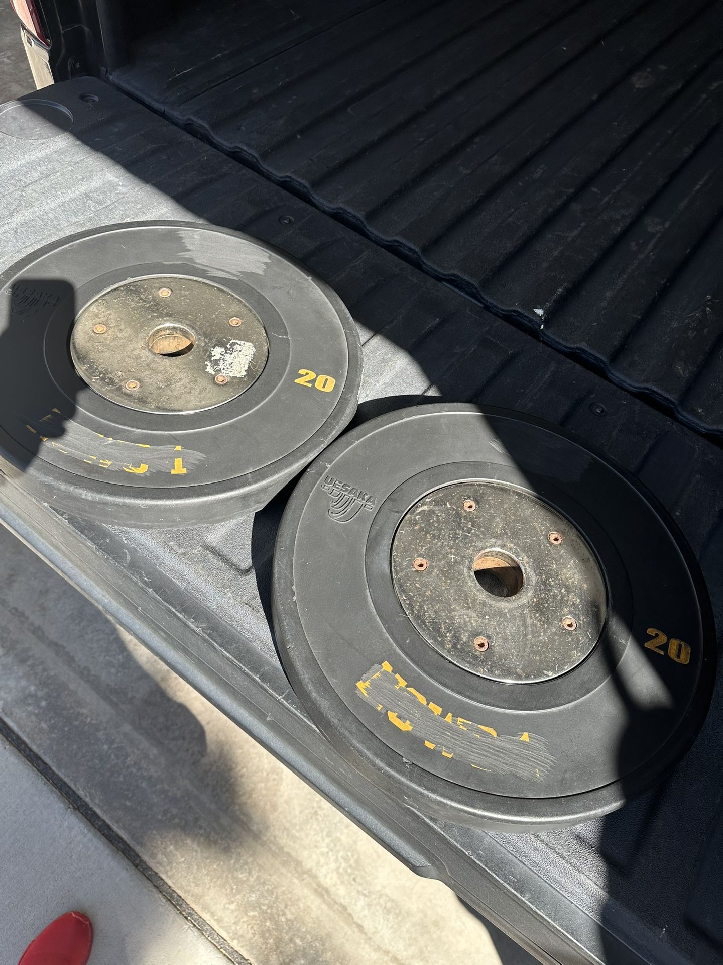 45lb/20kg Uesaka Olympic rubber bumper competition weight pair