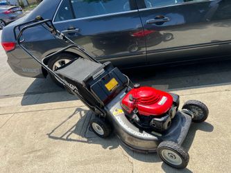 Honda HRC 215 Comercial Lawn Mower With Transmission & Blade Control Runs Perfect I recently did a full complete tuneup
