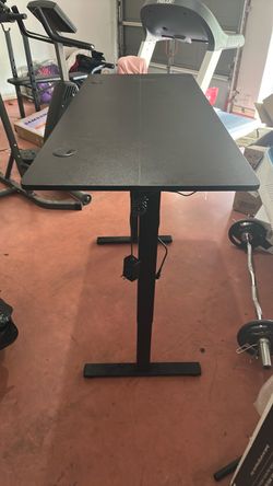 Standing desk
