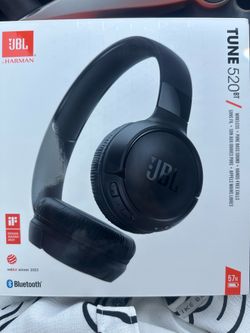 Brand NEW JBL 520BT Headphones