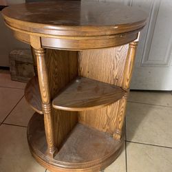 Spinning Rolling Oak Wood Table