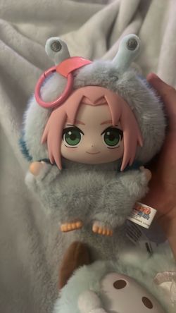selling keychain for cheap!! they go for $30